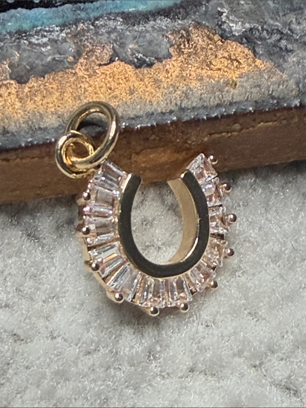 ❤️$5  Origami Owl Horseshoe Pendant Charm